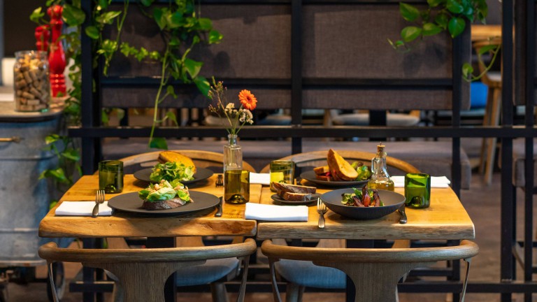 Restaurant - Four Elements Hotel