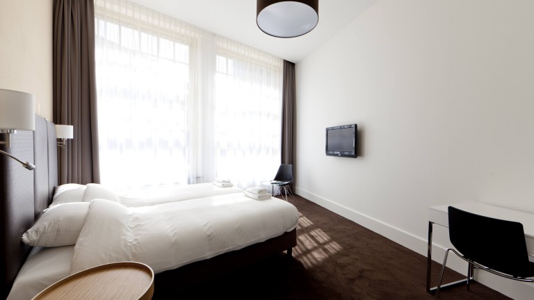 Grote tweepersoonskamer - College Hotel Alkmaar