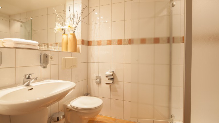 Badkamer - Parkhotel Bielefeld