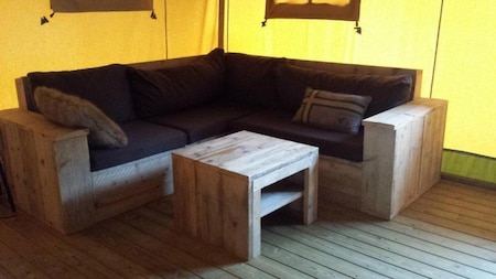 Woonkamer - Camping Klein Canada