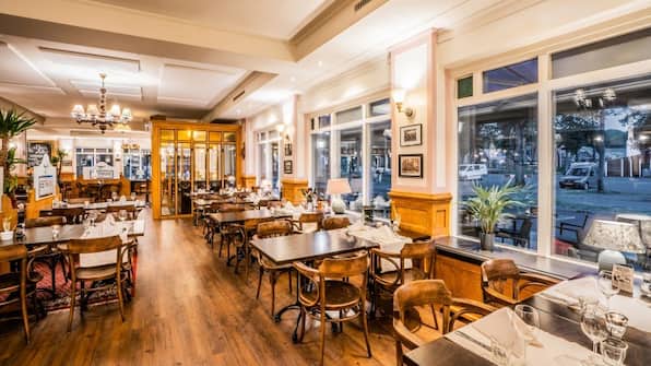 Restaurant - Brinkhotel Restaurant - Brinkhotel