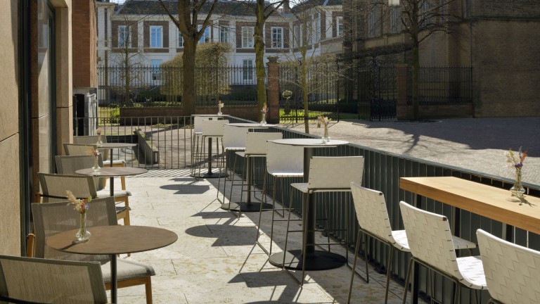 Terras - Movenpick Hotel Den Haag