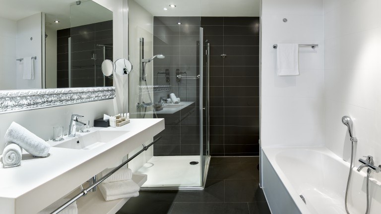 Classic king with view - van der Valk Selys Hotel en Spa