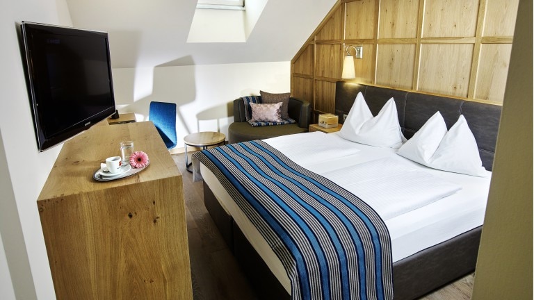 Standaardkamer Mansarde - Hotel Das Innsbruck