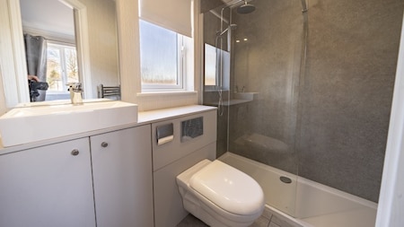 Badezimmer - Europarcs Resort Zuiderzee