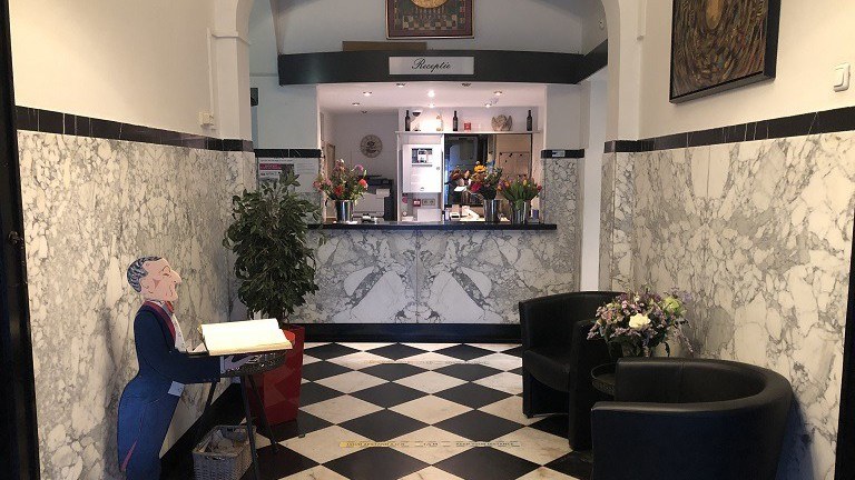 Receptie - Hotel Wilhelmina