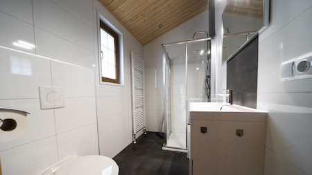 Badezimmer - EuroParcs Resort Das Wije Werelt