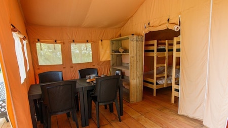 Woonkamer - Vodatent Camping de Hof van Eeden