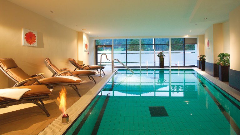 Zwembad - Boutique Hotel die Mittagspitze