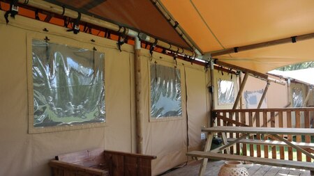 Terrasse - Vakantiepark de Kleine Belties