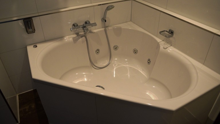 Bubbelbad kamer met vide - Golden tulip hotel West-Ende Helmond