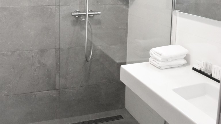 Badkamer - Van der Valk Hilversum - De Witte Bergen