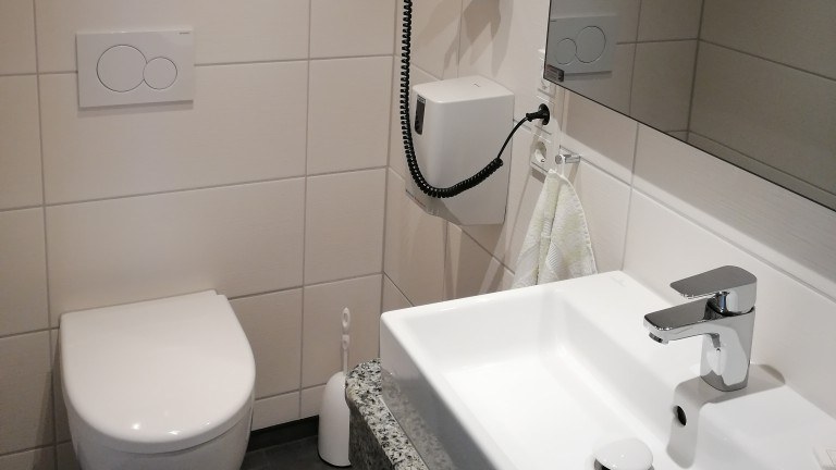 Badkamer - Haus hohenzollern en Haus Ambiente