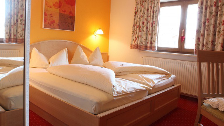 Hotelzimmer – Die Lilie – Hotel Garni