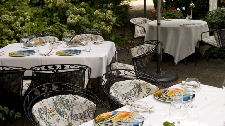 Terras - Hampshire Hotel Hostellerie Schuddebeurs