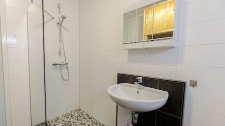 Badezimmer - Dormio Resort Eifeler Tor