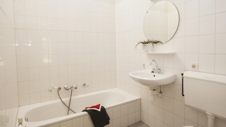 Badkamer - RCN Vakantiepark de Roggeberg Badkamer - RCN Vakantiepark de Roggeberg