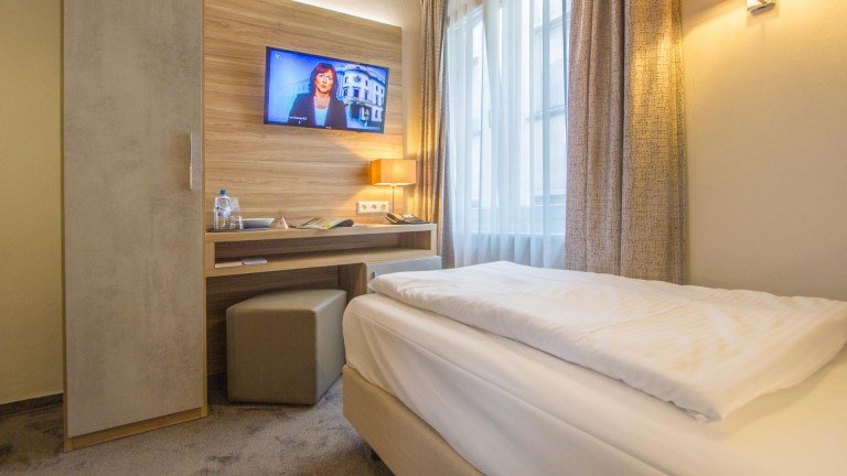 Eenpersoonskamer - Hotel Karl Noss