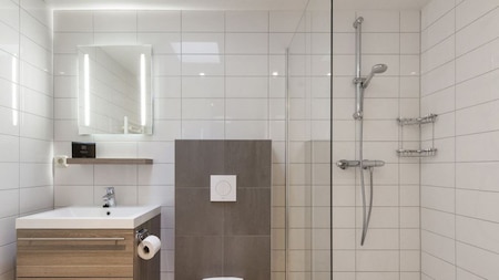 Badkamer - Landal Het Vennenbos Badkamer - Landal Het Vennenbos