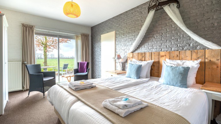 Landkamer met terras of balkon - Grenzeloos Slapen-Eten-Beleven