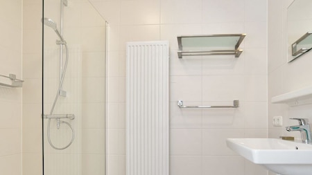 Badkamer - Landal Kaatsheuvel Badkamer - Landal Kaatsheuvel