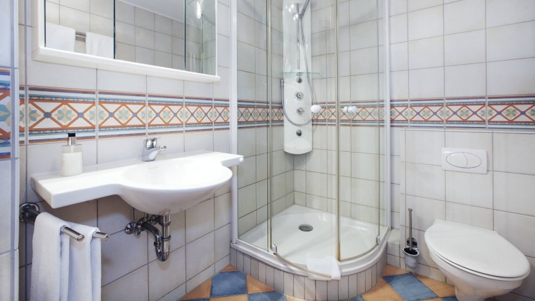 Standaardkamer met balkon- Hotel Restaurant Bergschlößchen