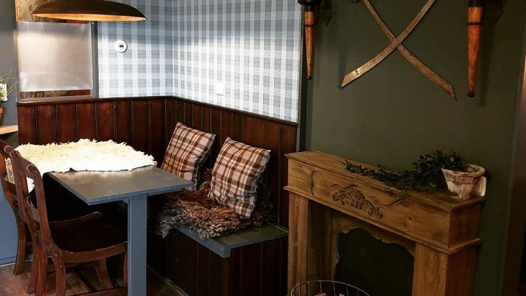 Steenuil - Logement Doosje