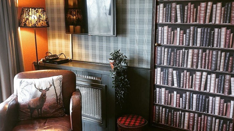 Steenuil - Logement Doosje