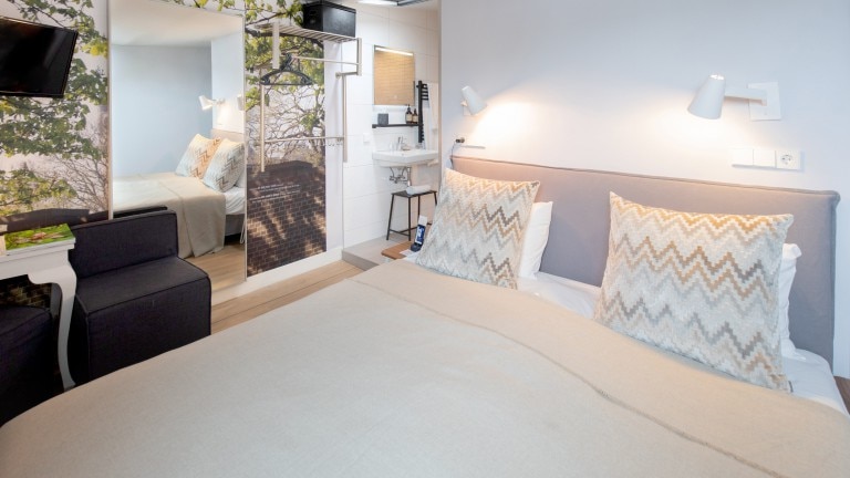 Superior-Zimmer (Straßenseite) – Stadtvilla Mozaic