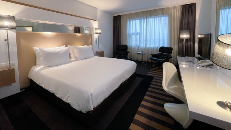 Comfort deluxe king kamer - WestCord WTC Hotel Leeuwarden