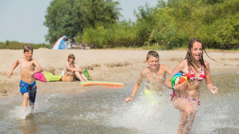 Recreatiestrand - Landal De Reeuwijkse Plassen