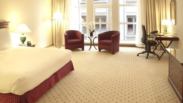 King guest room - Hilton Antwerp Old Town