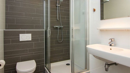 Badezimmer - Landal Waterpark Sneekermeer