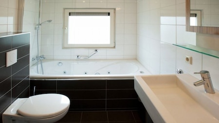 Badkamer - Landal Aelderholt Badkamer - Landal Aelderholt