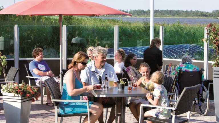 Terras - Landal Natuurdorp Suyderoogh