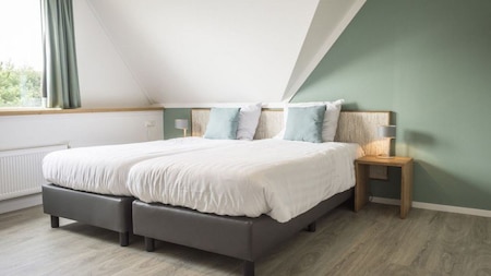 Schlafzimmer - Landal Villapark Vogelmient
