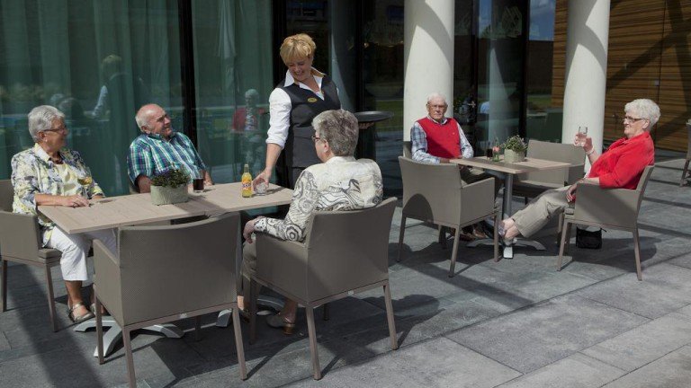 Terras - Hotel Udens Duyn