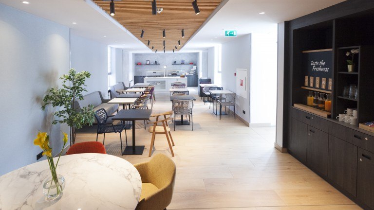 Ontbijtruimte - Ibis Styles Den Haag Scheveningen