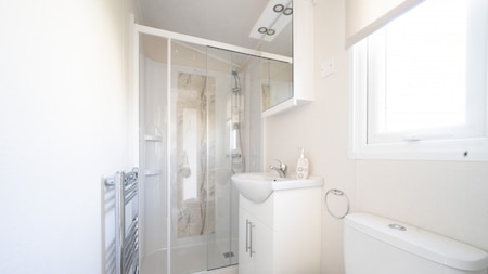 Badkamer - Vakantiepark Aan de Maas Badkamer - Vakantiepark Aan de Maas