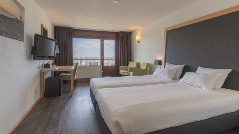 Deluxe twin kamer - Leonardo Hotel IJmuiden Seaport Beach