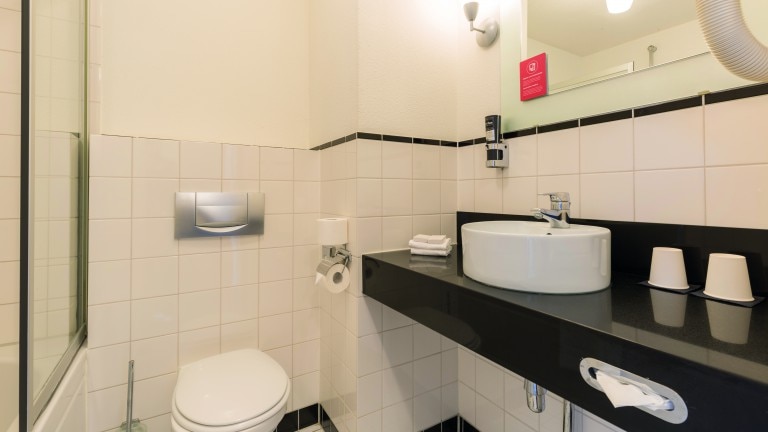 Deluxe twin kamer - Leonardo Hotel IJmuiden Seaport Beach