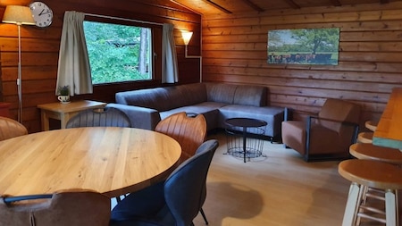 Wohnzimmer - Vakantieoord de Bronzen Emmer