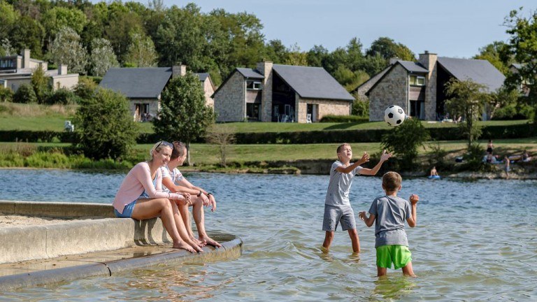 Recreatiemeer - Landal Village L Eau D Heure