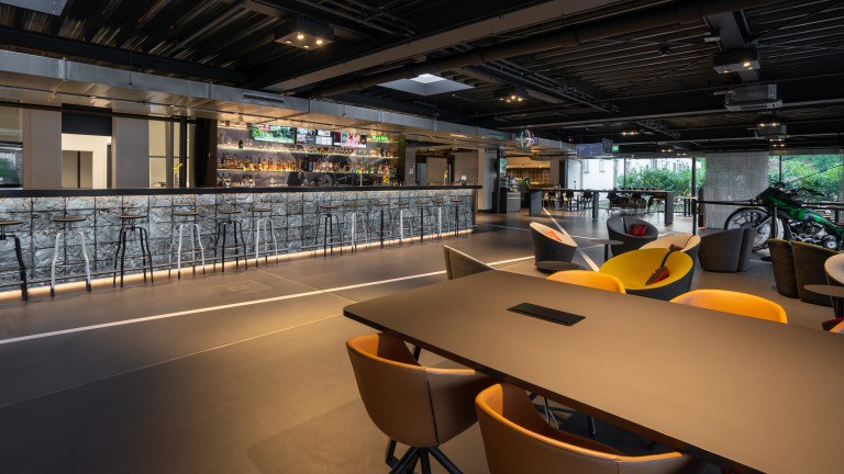 Restaurant - V8 Hotel Köln Motorworld