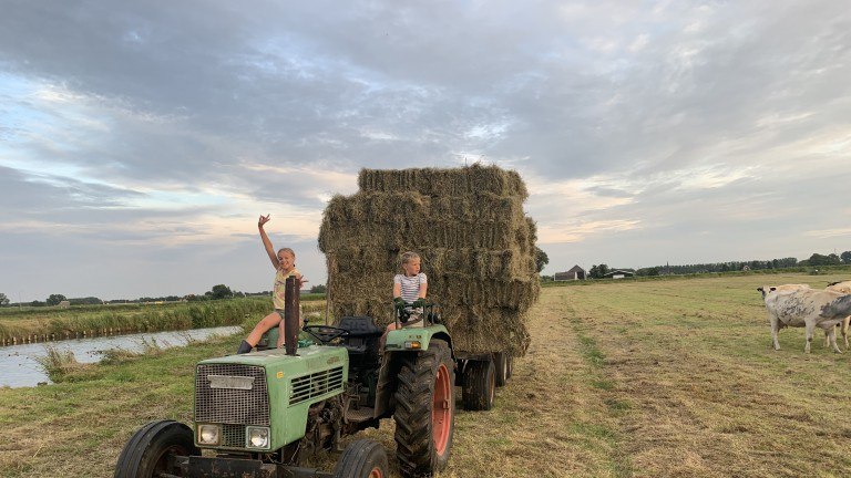 Traktor - Vodatent Boerencamping Swarthoeve