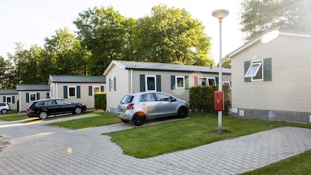 Buitenaanzicht - Vakantiepark de Oude Molen Buitenaanzicht - Vakantiepark de Oude Molen