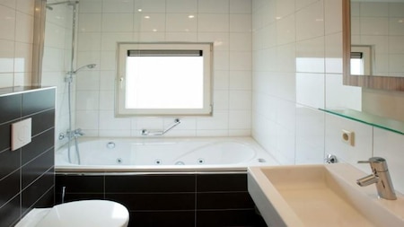 Badkamer - Landal Aelderholt Badkamer - Landal Aelderholt