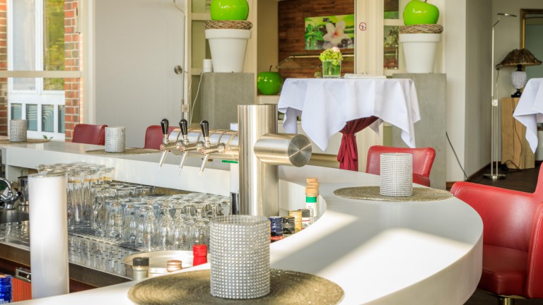 Bar - CASACADA Rheine by Hackmann