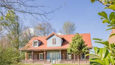Außenansicht - Roompot Vakantiepark Weerterbergen