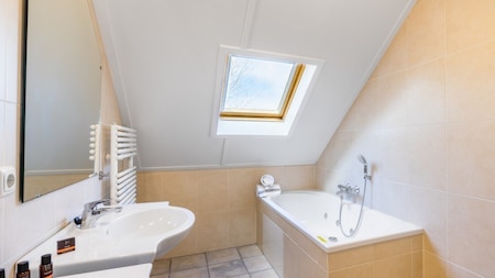 Badezimmer - Roompot Vakantiepark Weerterbergen
